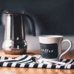 Gepersonaliseerde koffiemokken als het perfecte relatiegeschenk met naam en persoonlijk tintje