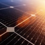 Infographic over de afschaffing van de salderingsregeling in 2027 en de impact op huiseigenaren met zonnepanelen