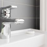 Noppenfolie gebruiken bij badkamerverbouwing voor bescherming van sanitair, isolatie en vochtregeling